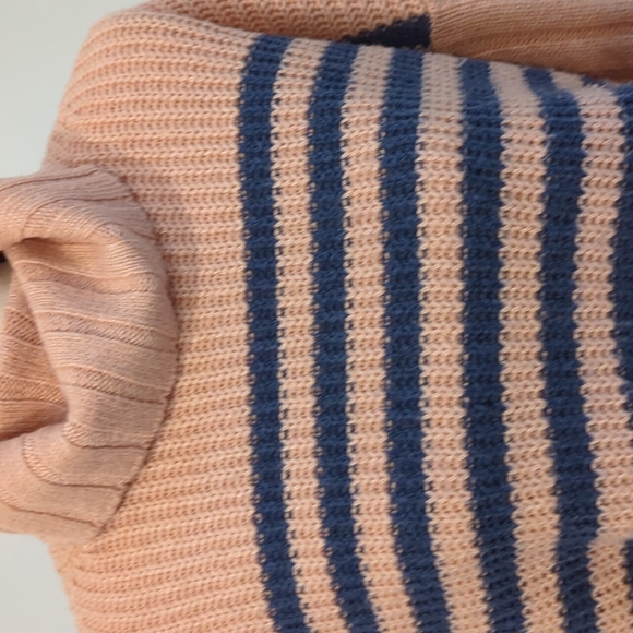EUC SO Stripped Turtleneck - Size M - Picture 2 of 10